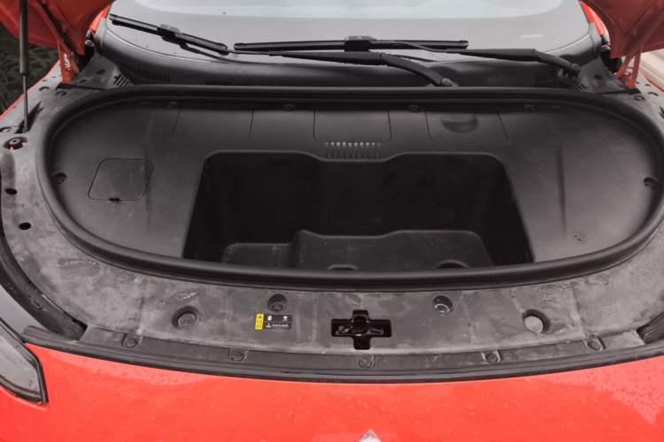 Used Hyptec GT 2023 710 Rear-Drive Supercharge Max Edition Engine Bay