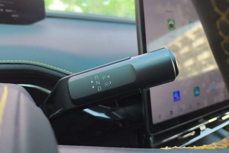 Used Hyptec GT 2023 710 Rear-Drive Supercharge Max Edition Gear Lever