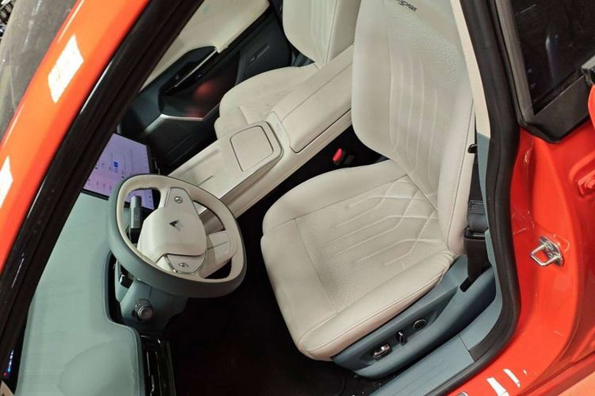 Used Hyptec GT 2023 710 Rear-Drive Supercharge Max Edition Left Front Seat