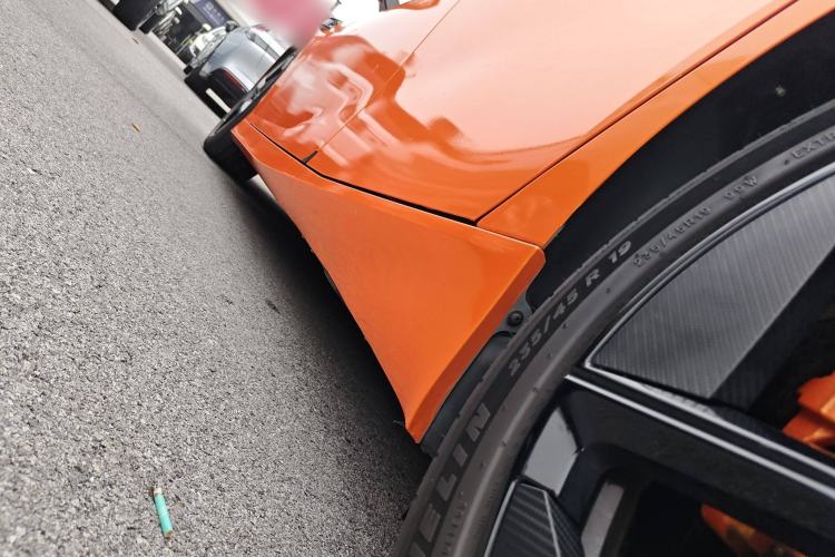 Used Hyptec GT 2023 710 Rear-Drive Supercharge Max Edition Left Side Sill