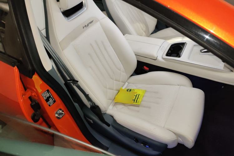 Used Hyptec GT 2023 710 Rear-Drive Supercharge Max Edition Right Front Seat