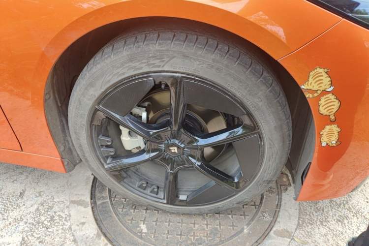 Used Hyptec GT 2023 560 Rear-Drive Seven-Wing Edition Right Front Wheel Hub