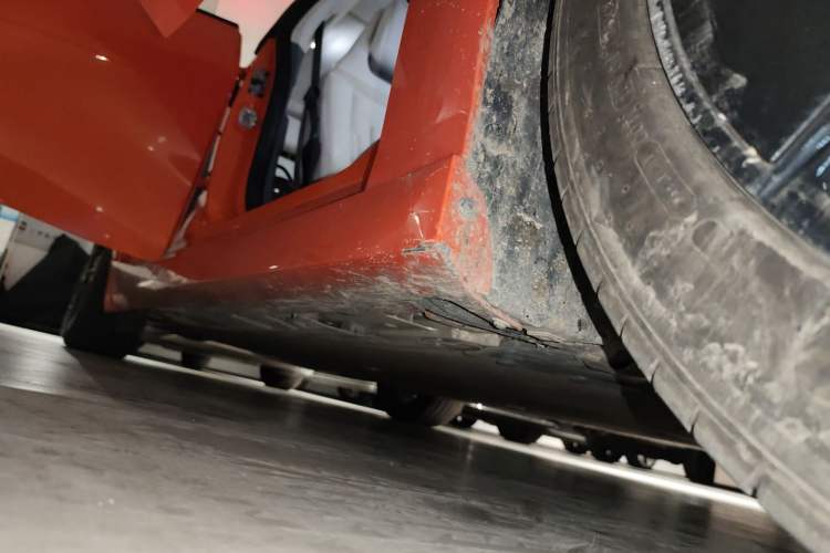 Used Hyptec GT 2023 710 Rear-Drive Supercharge Max Edition Right Side Sill