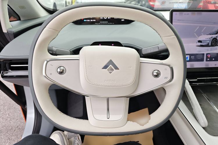 Used Hyptec GT 2023 710 Rear-Drive Supercharge Max Edition Steering Wheel