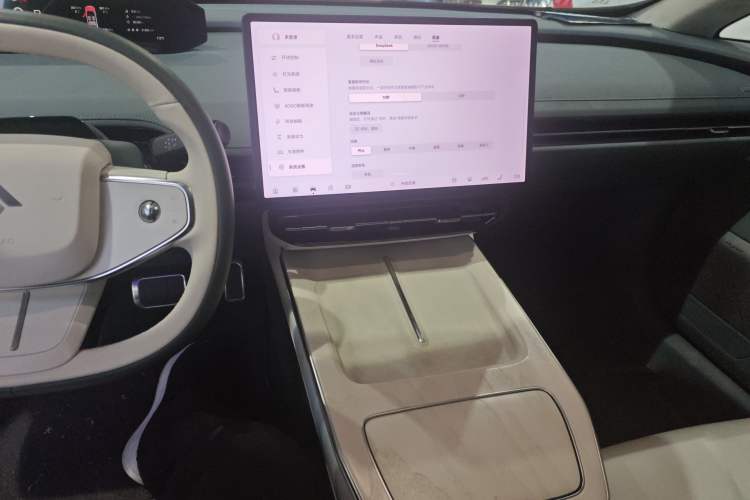 Used Hyptec GT 2023 560 Rear-Drive Seven-Wing Edition Audio And AC Panel