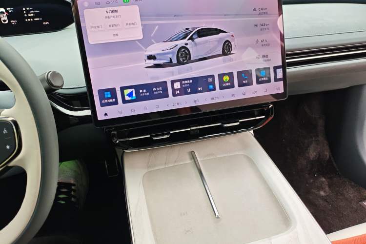 Used Hyptec GT 2023 560 Rear-Drive Seven-Wing Edition Audio And AC Panel