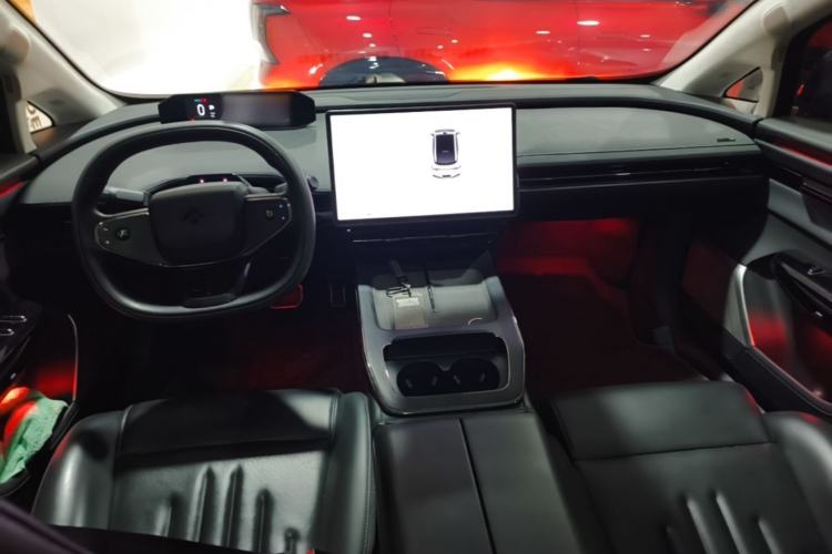 Used Hyptec GT 2023 560 Rear-Drive Seven-Wing Edition Center Console