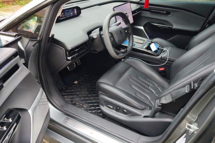 Used Hyptec GT 2023 710 Rear-Drive Pro Supercharge Edition Driver Seat