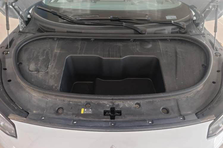 Used Hyptec GT 2023 560 Rear-Drive Tech Edition Engine Bay