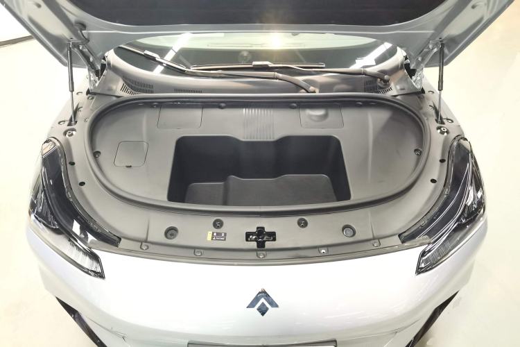 Used Hyptec GT 2023 560 Rear-Drive Seven-Wing Edition Engine Bay