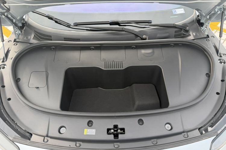 Used Hyptec GT 2023 560 Rear-Drive Seven-Wing Edition Engine Bay