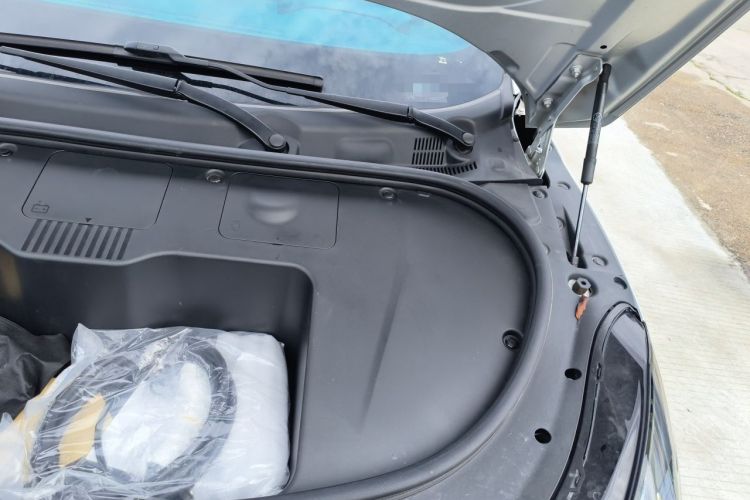 Used Hyptec GT 2023 710 Rear-Drive Ultra-Charging Version Engine Bay Left