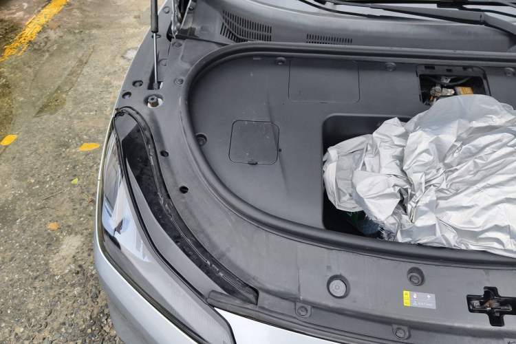 Used Hyptec GT 2023 560 Rear-Drive Seven-Wing Edition Engine Bay Right