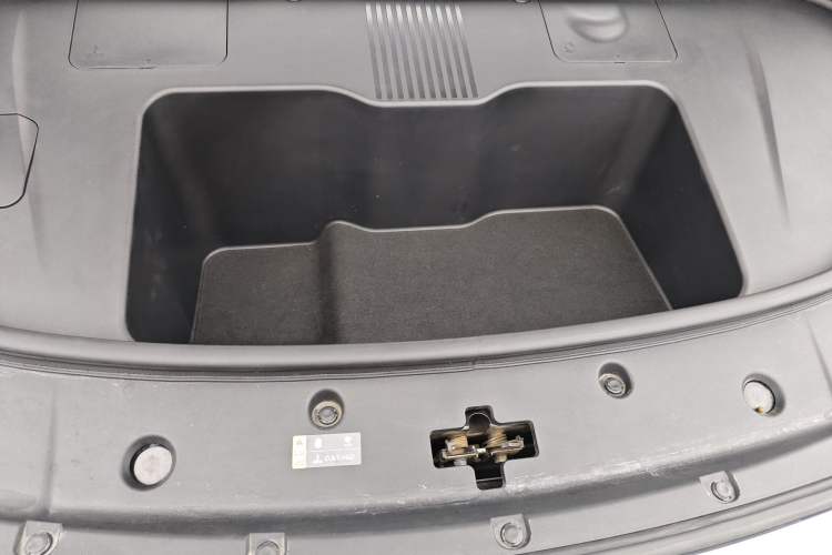Used Hyptec GT 2023 710 Rear-Drive Supercharge Max Edition Engine Bay