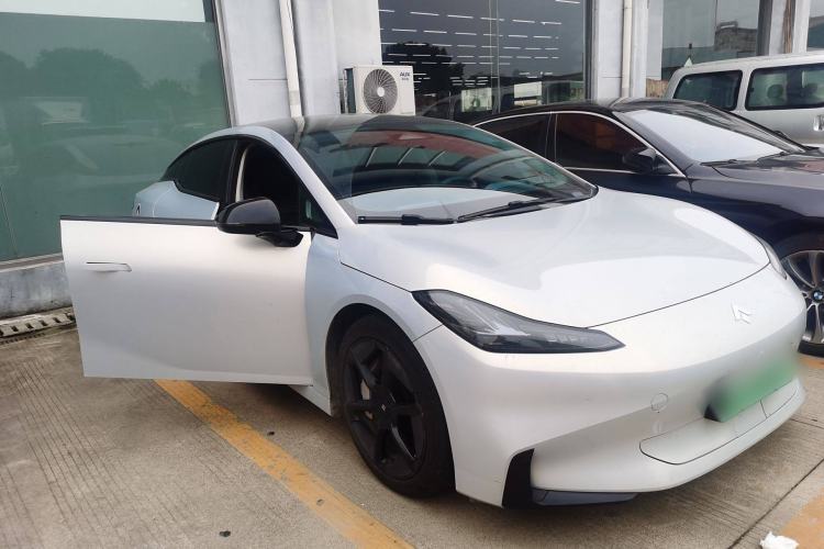 Used Hyptec GT 2023 710 Rear-Drive Ultra-Charging Version Exterior 2