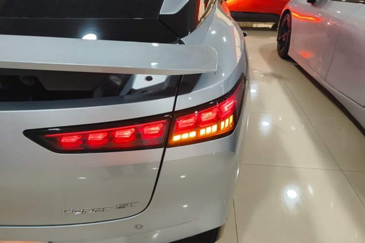 Used Hyptec GT 2023 560 Rear-Drive Seven-Wing Edition Exterior 3