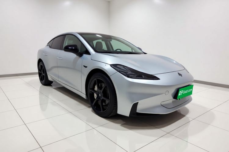Used Hyptec GT 2023 710 Rear-Drive Ultra-Charging Version Front Right 45 Deg