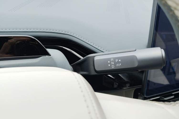 Used Hyptec GT 2023 710 Rear-Drive Ultra-Charging Version Gear Lever