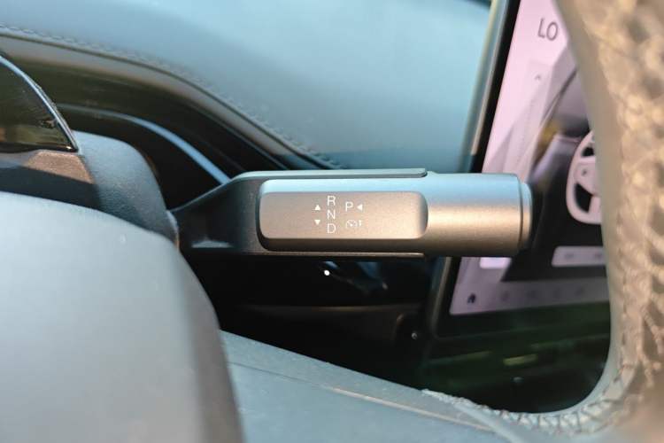 Used Hyptec GT 2023 560 Rear-Drive Seven-Wing Edition Gear Lever