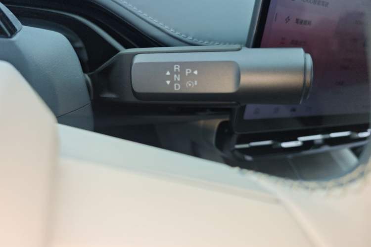 Used Hyptec GT 2023 560 Rear-Drive Seven-Wing Edition Gear Lever