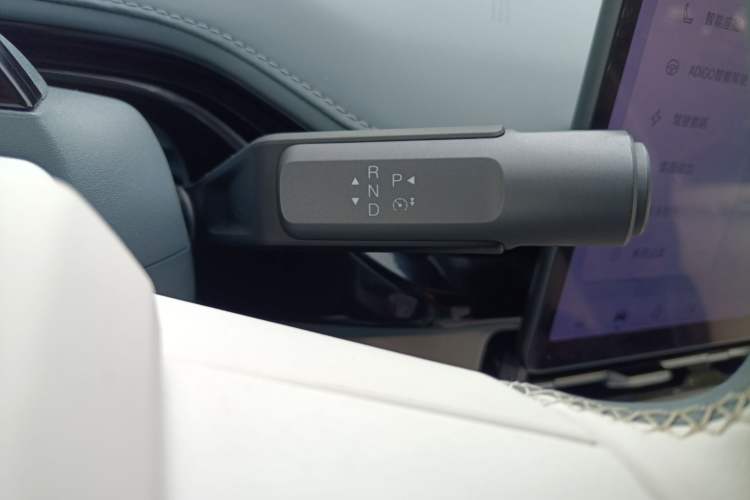 Used Hyptec GT 2023 560 Rear-Drive Seven-Wing Edition Gear Lever