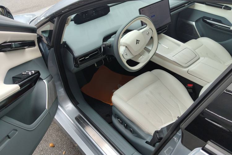 Used Hyptec GT 2023 710 Rear-Drive Supercharge Max Edition Interior 3