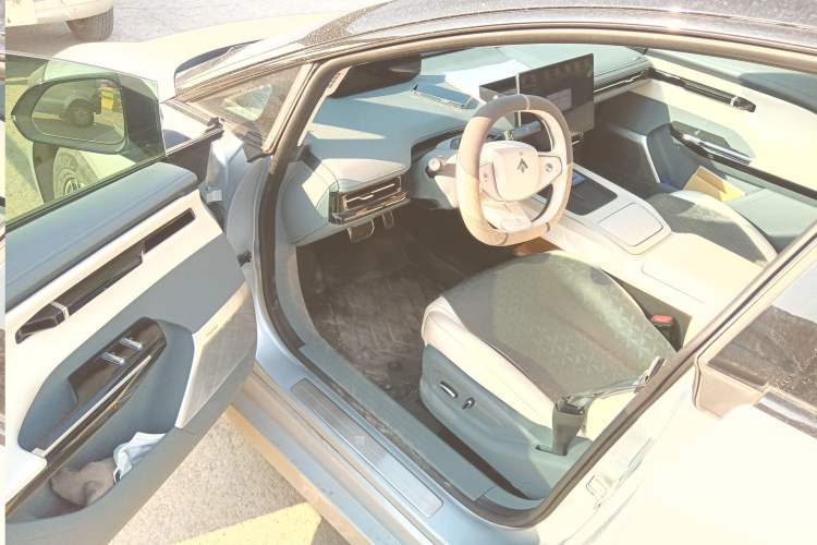 Used Hyptec GT 2023 560 Rear-Drive Tech Edition Interior 3