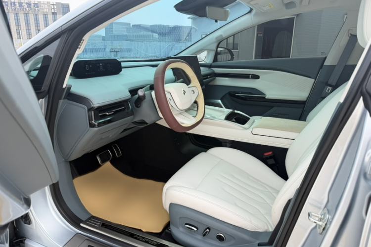 Used Hyptec GT 2023 560 Rear-Drive Seven-Wing Edition Interior 4