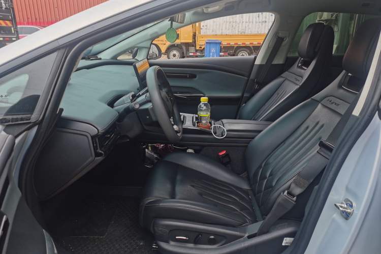 Used Hyptec GT 2023 710 Rear-Drive Ultra-Charging Version Interior 5