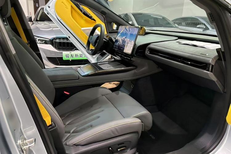 Used Hyptec GT 2023 560 Rear-Drive Seven-Wing Edition Interior 5