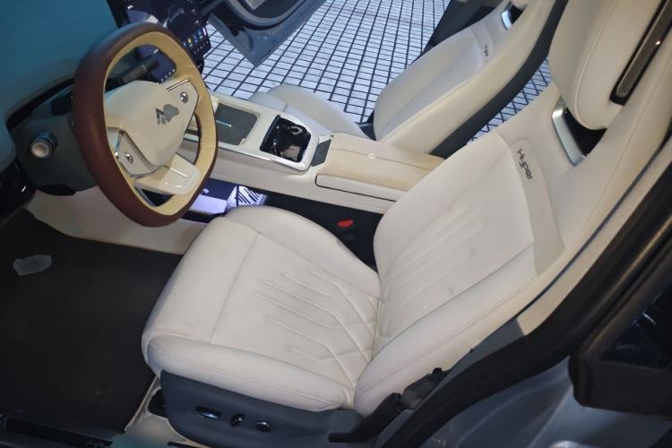 Used Hyptec GT 2023 560 Rear-Drive Seven-Wing Edition Left Front Seat