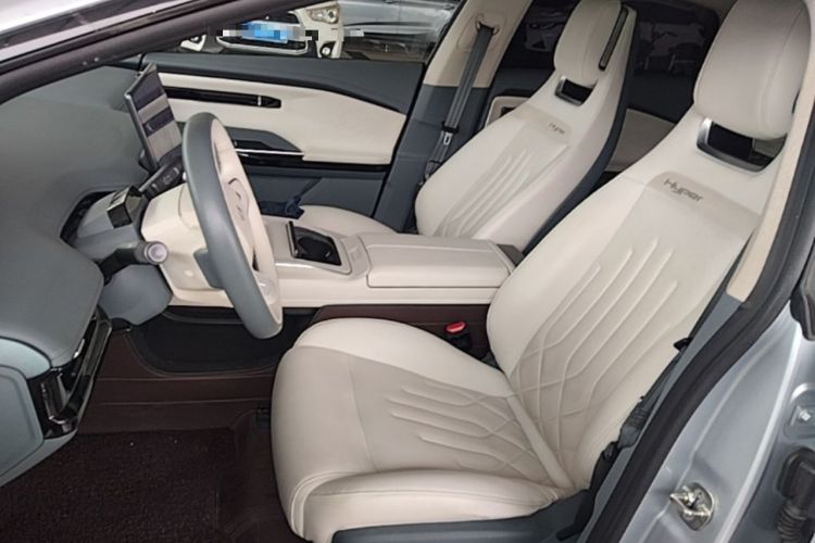 Used Hyptec GT 2023 560 Rear-Drive Tech Edition Left Front Seat