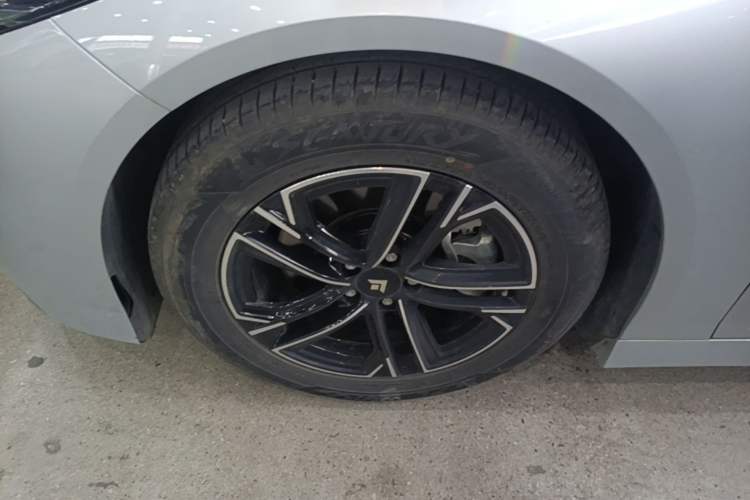 Used Hyptec GT 2023 600 Rear-Drive Charging & Swapping Version Left Front Wheel Hub