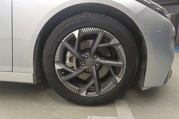 Used Hyptec GT 2023 560 Rear-Drive Seven-Wing Edition Left Front Wheel Hub