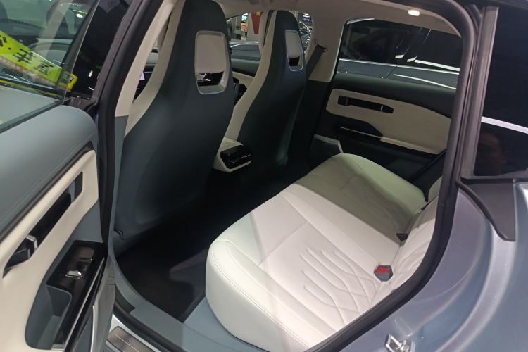 Used Hyptec GT 2023 560 Rear-Drive Seven-Wing Edition Left Rear Seat