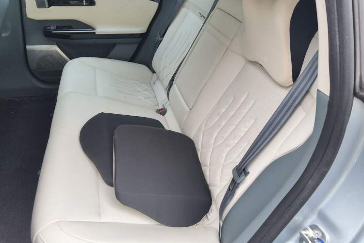 Used Hyptec GT 2023 560 Rear-Drive Seven-Wing Edition Left Rear Seat
