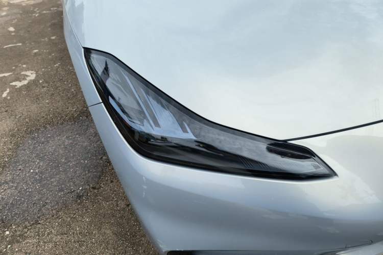 Used Hyptec GT 2023 710 Rear-Drive Ultra-Charging Version Right Front Headlight