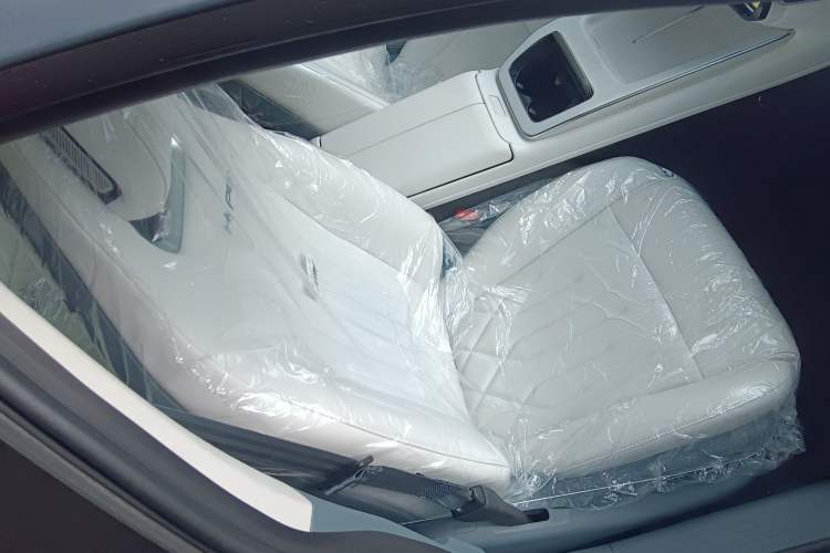 Used Hyptec GT 2023 560 Rear-Drive Tech Edition Right Front Seat