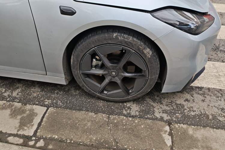 Used Hyptec GT 2023 560 Rear-Drive Seven-Wing Edition Right Front Wheel Hub