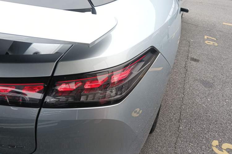 Used Hyptec GT 2023 710 Rear-Drive Supercharge Max Edition Right Rear Taillight