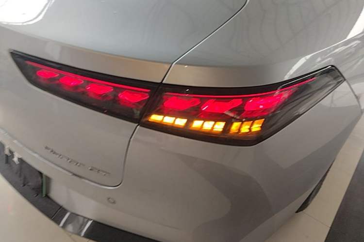 Used Hyptec GT 2023 560 Rear-Drive Tech Edition Right Rear Taillight