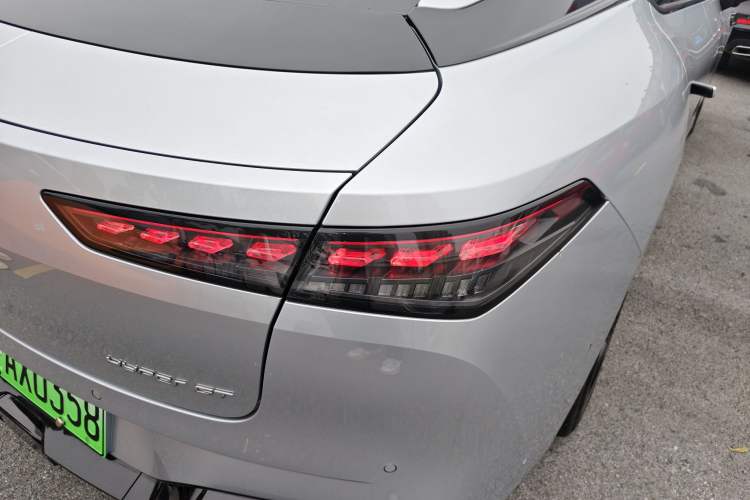 Used Hyptec GT 2023 710 Rear-Drive Supercharge Max Edition Right Rear Taillight