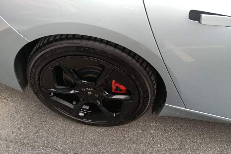 Used Hyptec GT 2023 710 Rear-Drive Supercharge Max Edition Right Rear Wheel Hub