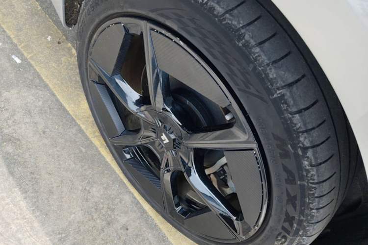 Used Hyptec GT 2023 710 Rear-Drive Ultra-Charging Version Right Rear Wheel Hub