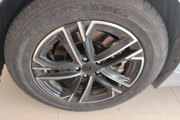 Used Hyptec GT 2023 560 Rear-Drive Tech Edition Right Rear Wheel Hub