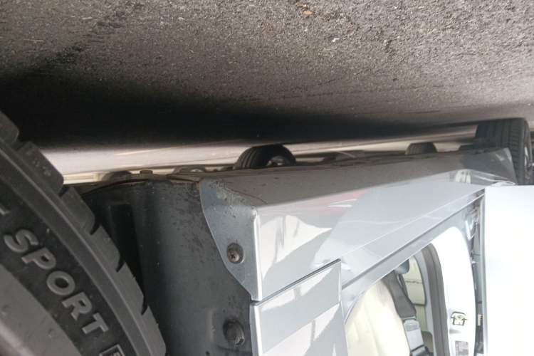 Used Hyptec GT 2023 710 Rear-Drive Supercharge Max Edition Right Side Sill