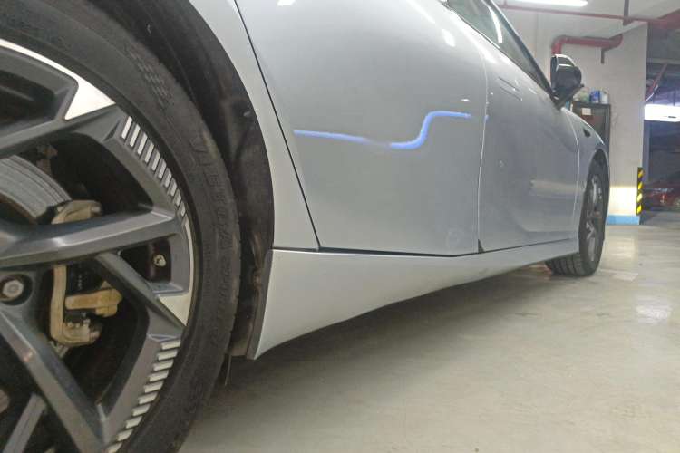 Used Hyptec GT 2023 560 Rear-Drive Seven-Wing Edition Right Side Sill