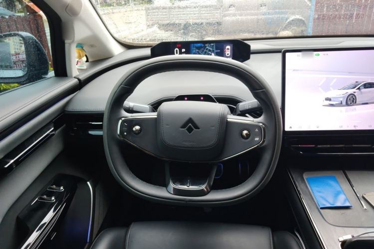 Used Hyptec GT 2023 710 Rear-Drive Pro Supercharge Edition Steering Wheel
