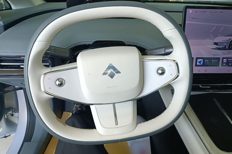 Used Hyptec GT 2023 560 Rear-Drive Tech Edition Steering Wheel