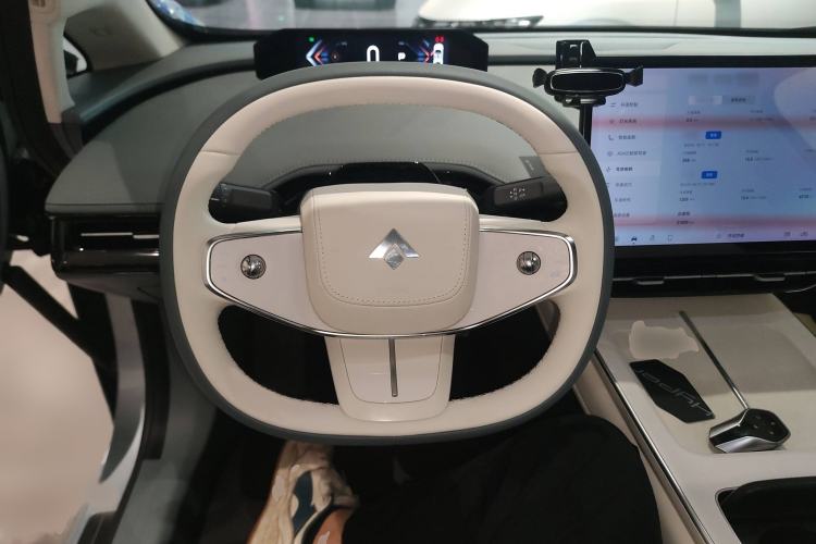 Used Hyptec GT 2023 710 Rear-Drive Supercharge Max Edition Steering Wheel